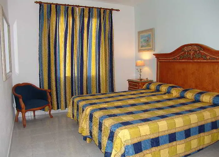 Seth Isla Paraiso Aparthotel 3*