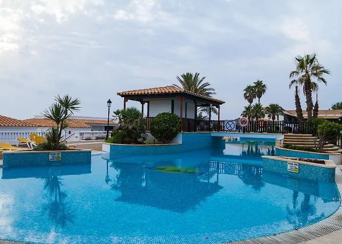 Seth Isla Paraiso Aparthotel 3*