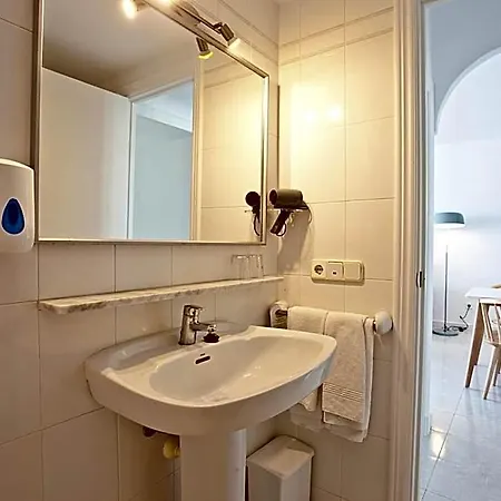 Seth Isla Paraiso Aparthotel 3*