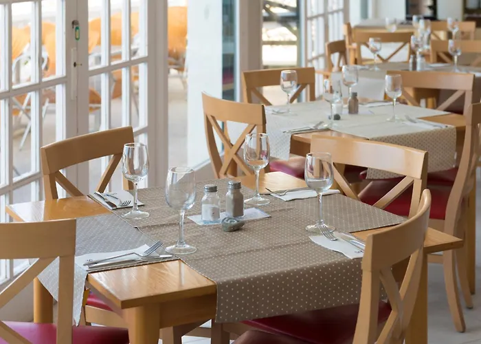 Apartahotel Seth Isla Paraiso 3*